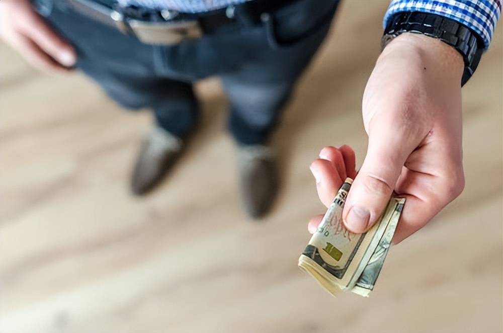 期权有最低的手续费吗？手续费一般是多少？