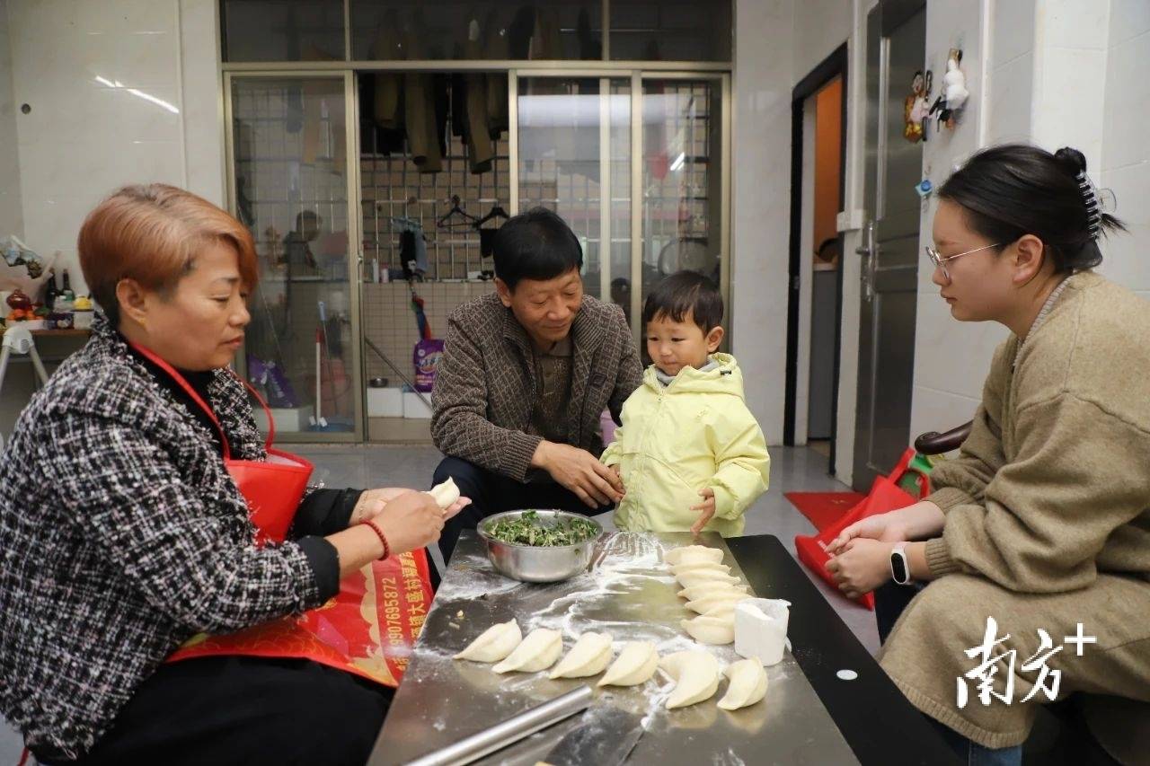 “家人在哪，幸福就在哪”，今年春节他们在麻涌过